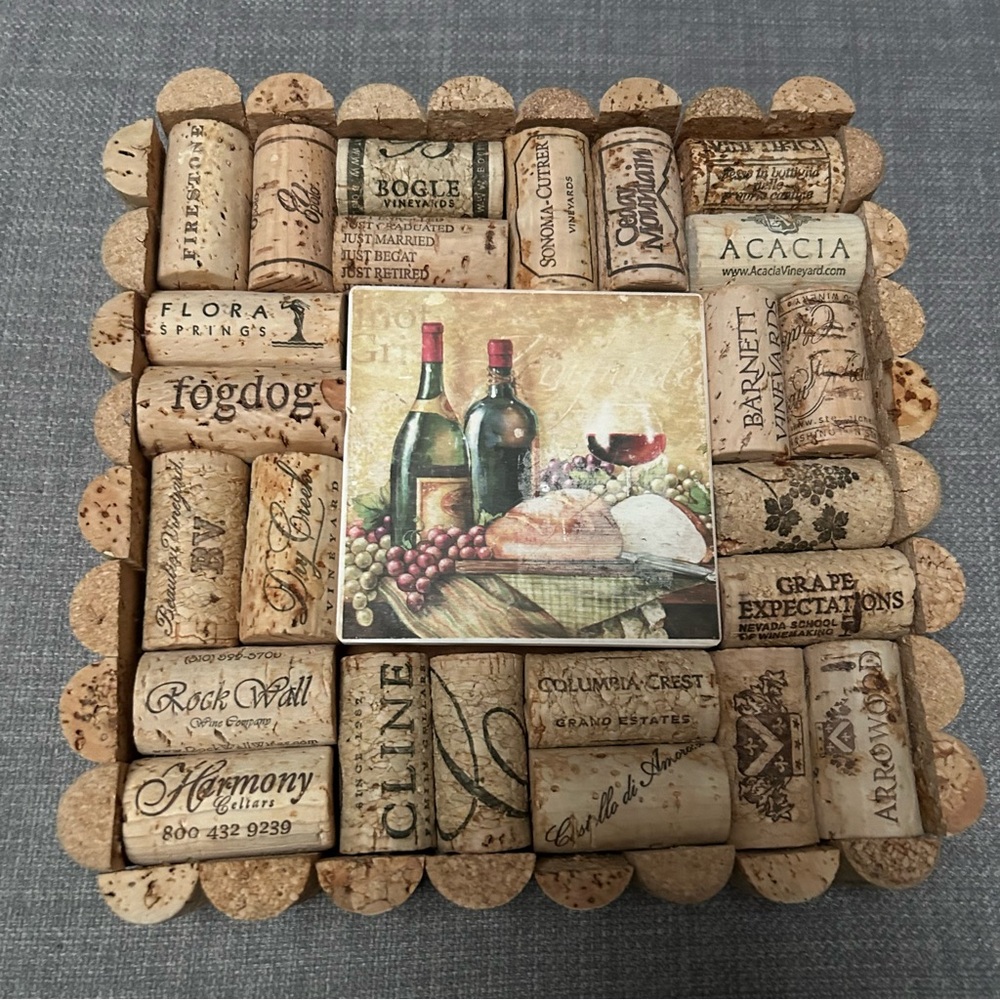 Wine Cork Trivet with Artistic Centerpiece #1003256